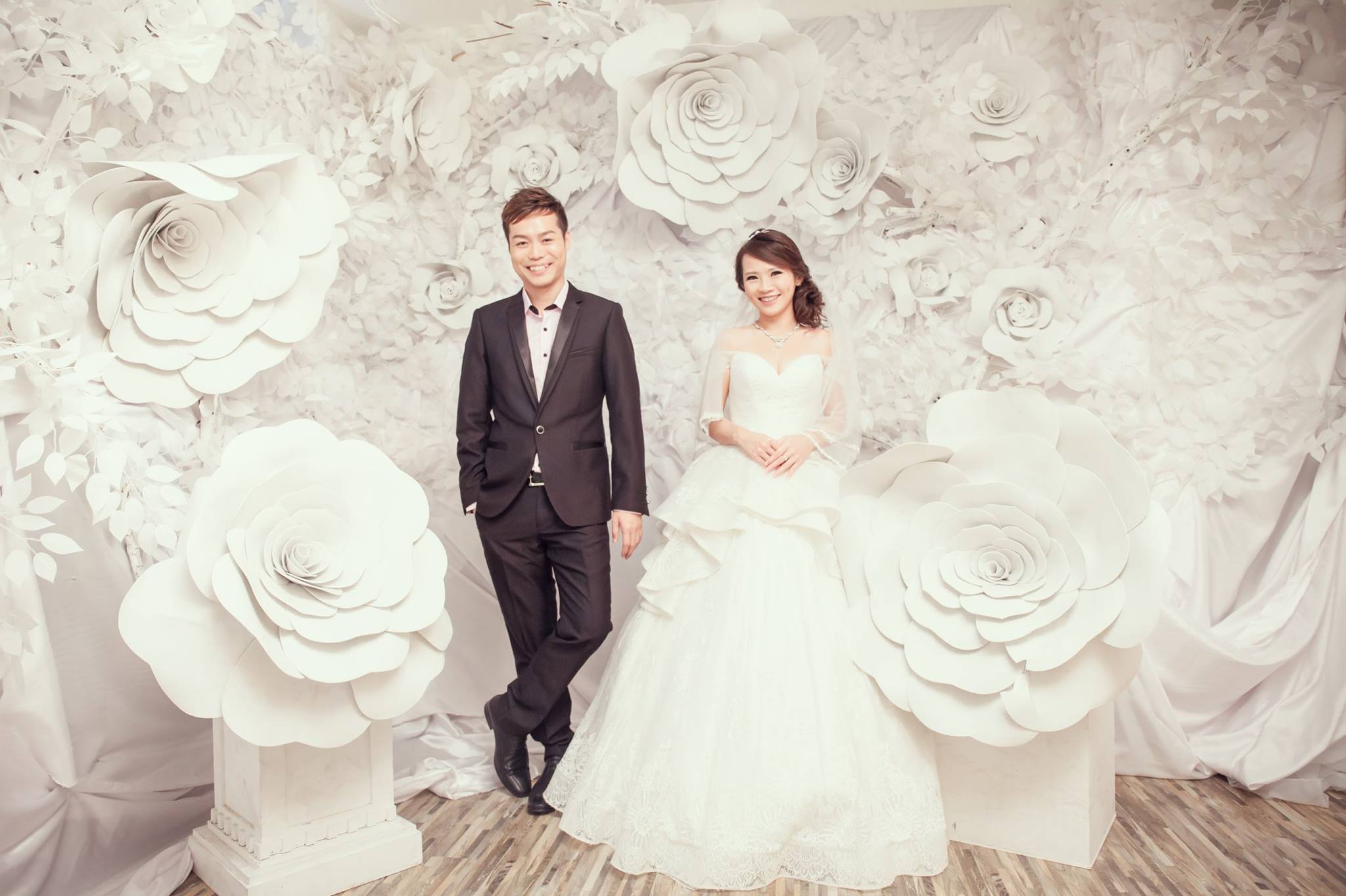 Romance in Singapore Photography Package by The Aisle Bridal