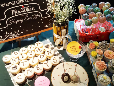 Personalised Delicious Wedding Favour