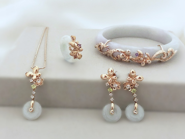 Enchanted Garden Wedding Set in 18K Gold