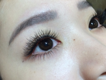 Natural Lash Extensions