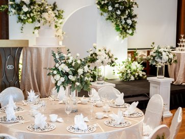 Bel Amour: Weekday Wedding Dinner