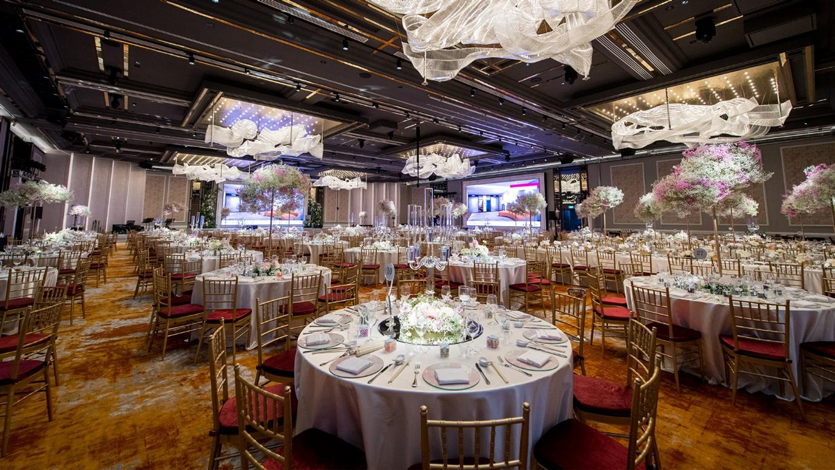 Elegant wedding ballroom in Singapore