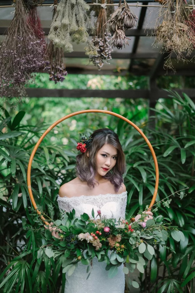 ETHEREAL GEOMETRIC  BY MIRACULOVE