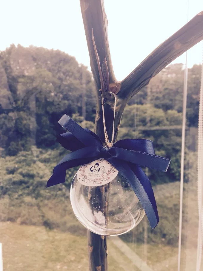 CRYSTAL BALL WEDDING FAVORS  BY LA GRAZIA WEDDING & PARTY SUPPLIES