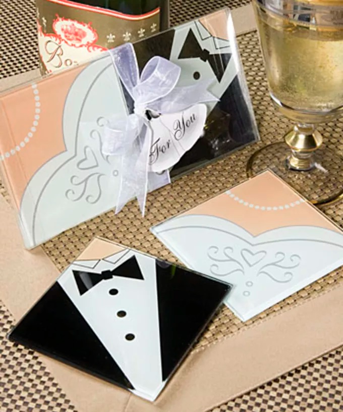 BRIDE & GROOM COASTER  BY LA GRAZIA WEDDING & PARTY SUPPLIES