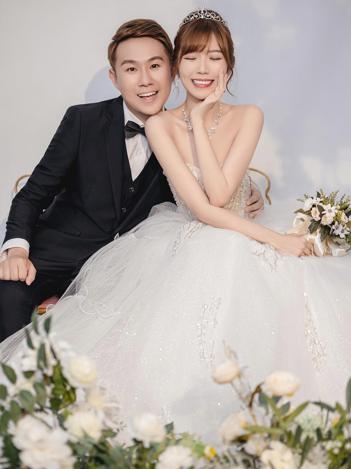 Pre-wedding Shoots | Indoor Wedding Photos