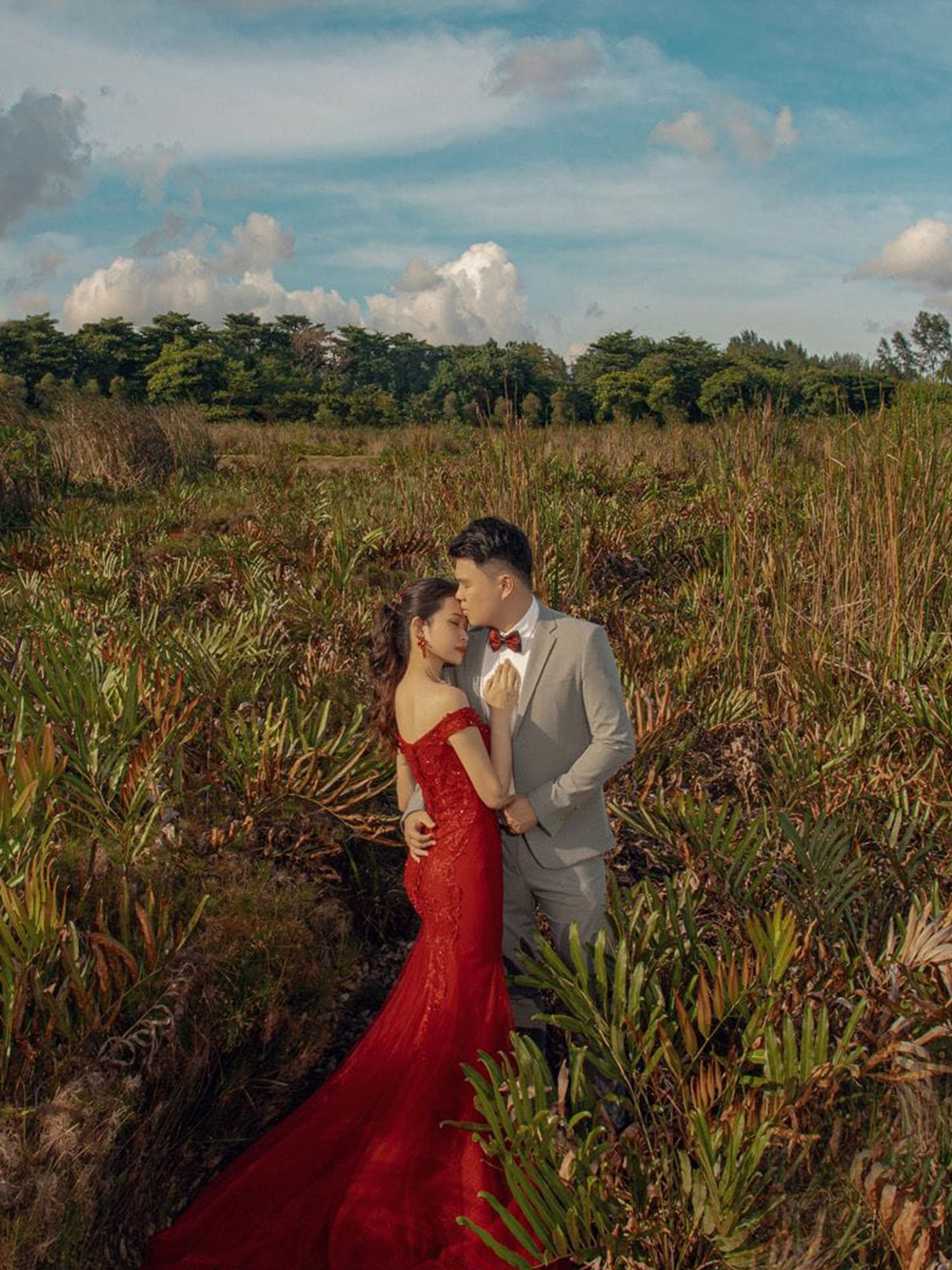 Pre-wedding Shoots | Outdoor Wedding Photos