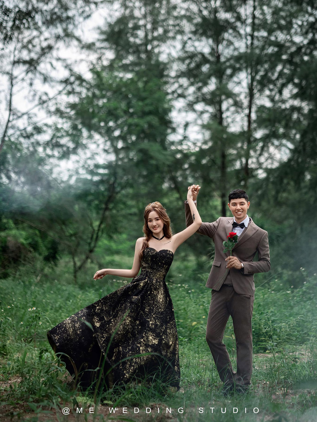 Pre-wedding Shoots | Outdoor Wedding Photos