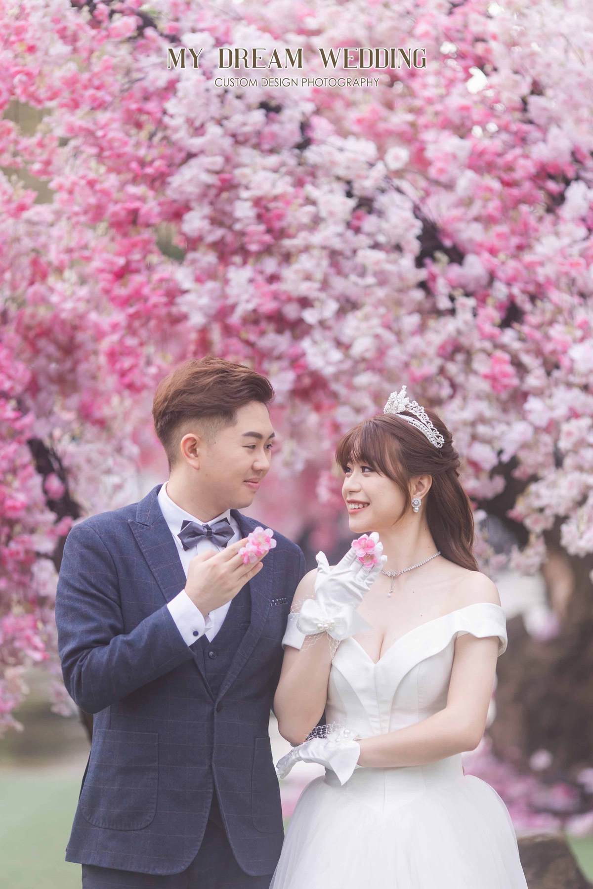 Cherry Blossoms Pre-wedding Shoots