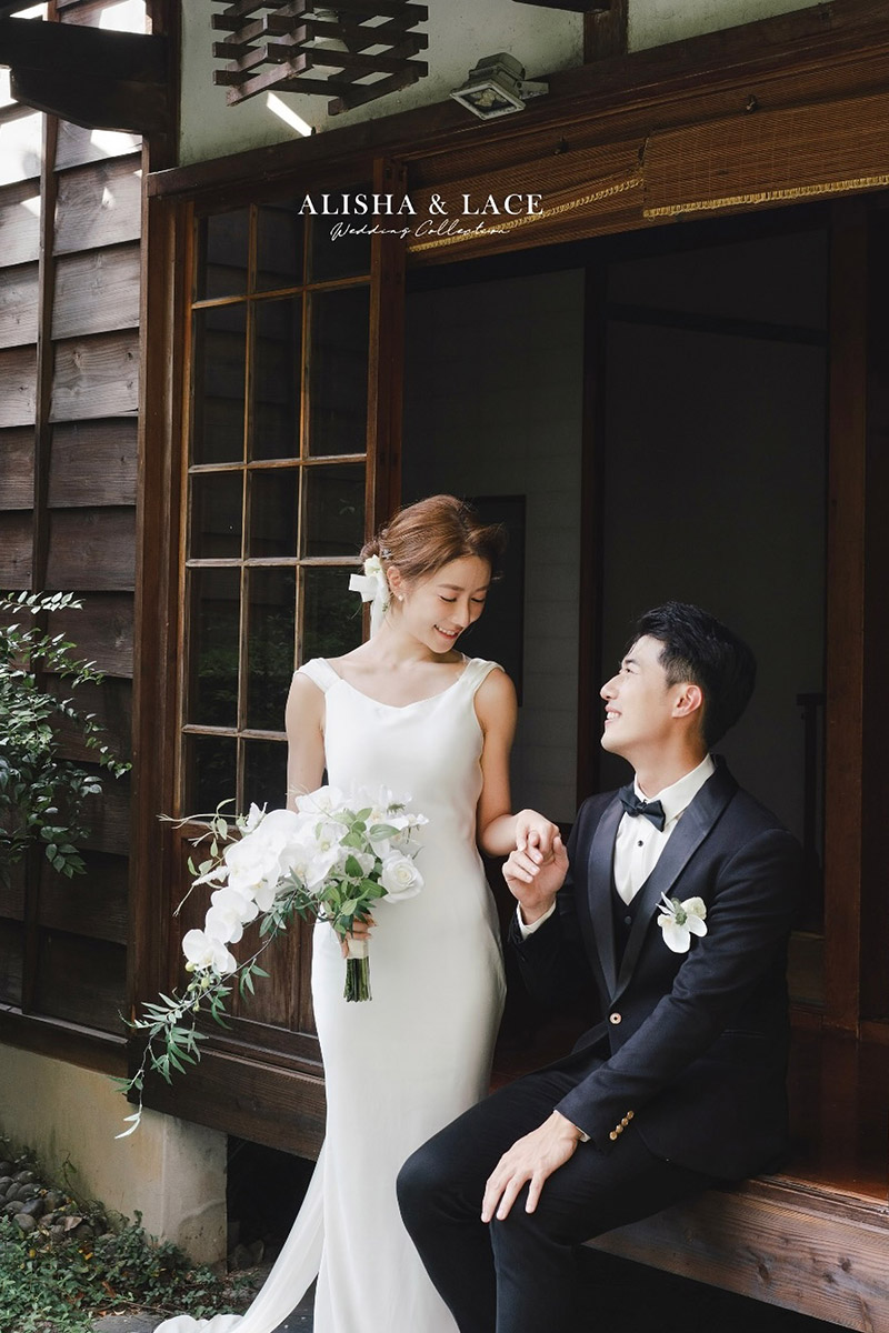 Unique Love Story Pre-wedding Photoshoot