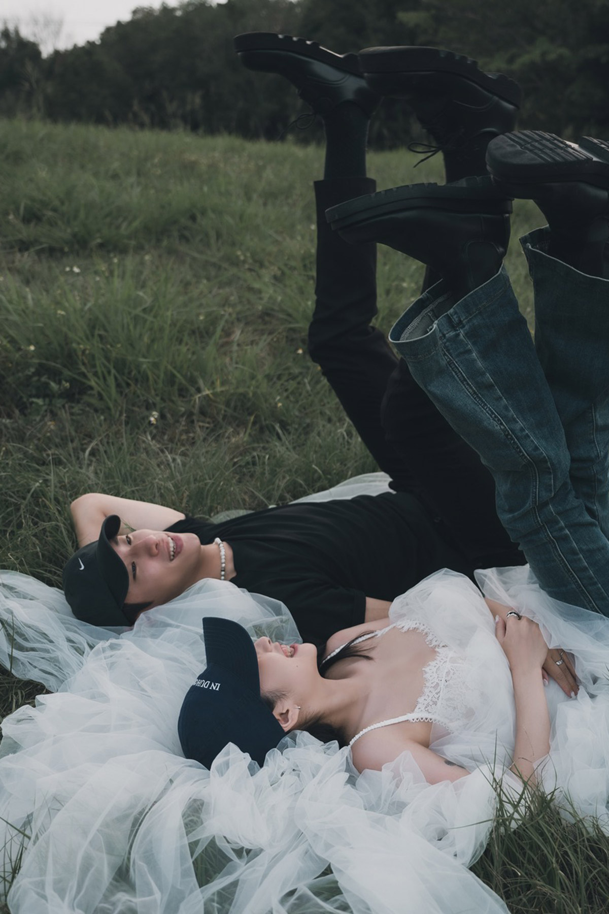 Grassy Expanse Pre-wedding Photoshoot