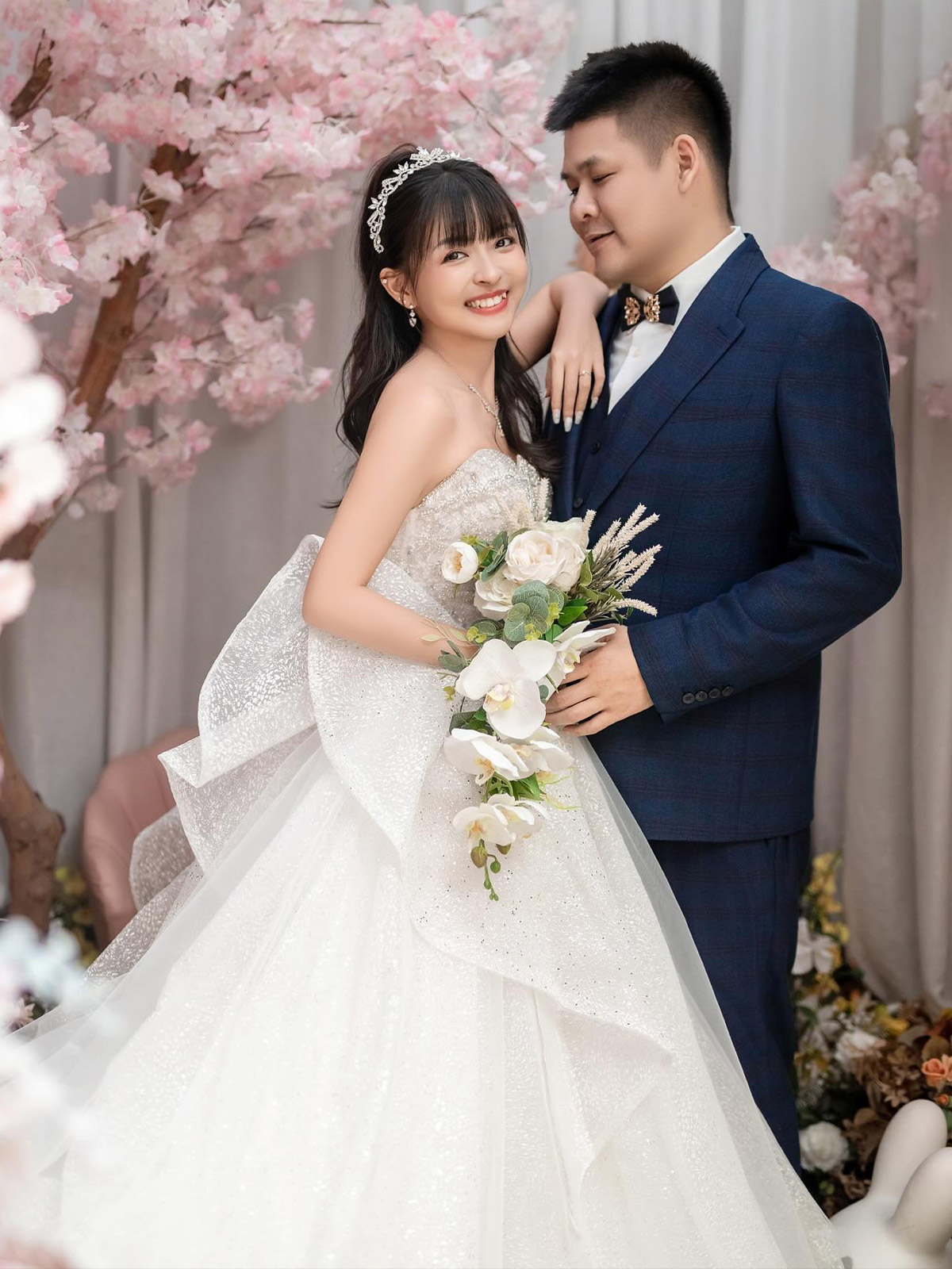 Pre-wedding Shoots | Indoor Wedding Photos