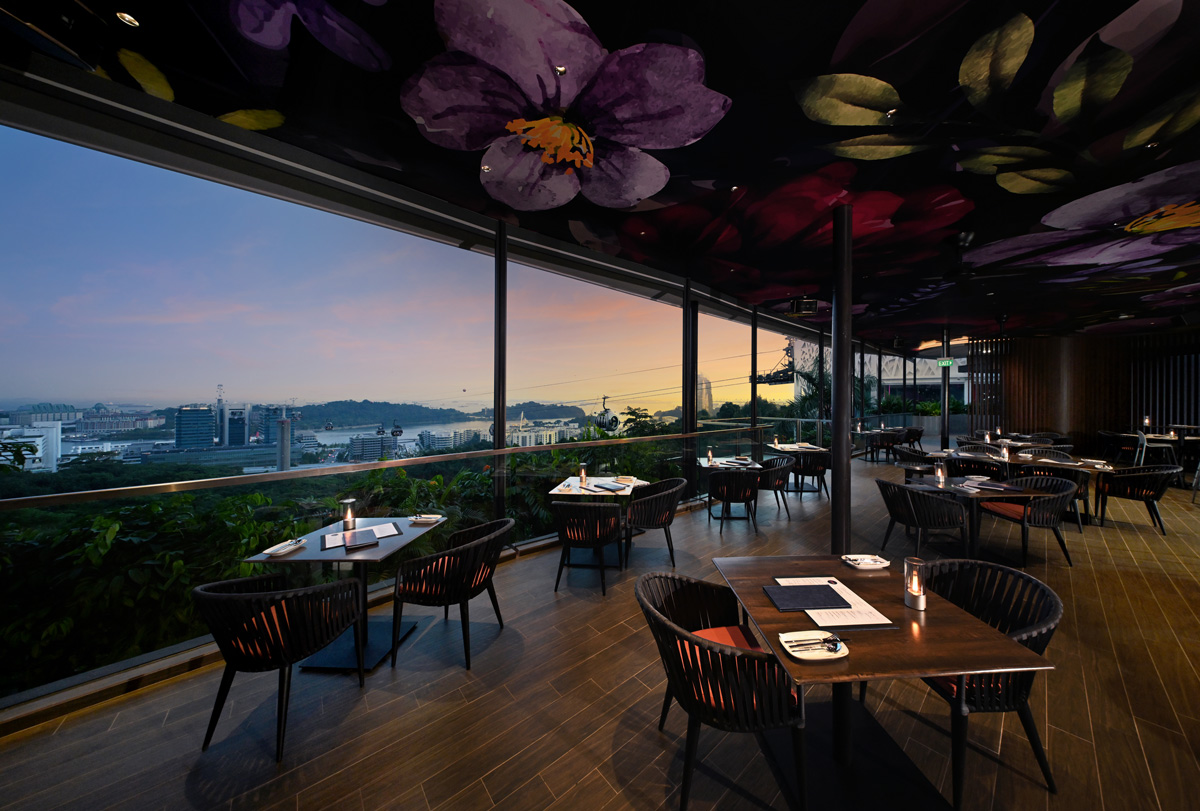 Dusk & The Mirabilis Bar